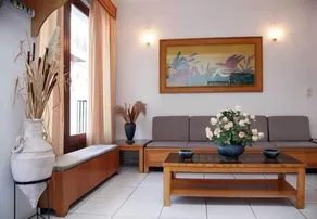 Hotel Christina - Image 5