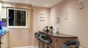 Glasgow's City Centre Refined 3 bedroom apartment - Image 4
