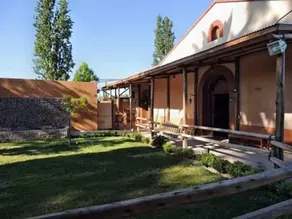 Antigua Residencia - Image 2