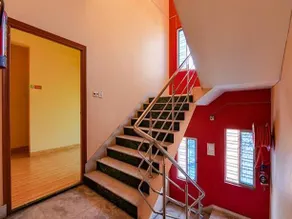 OYO 37046 APOLLO GUEST HOUSE - Image 4