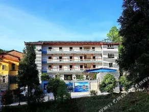 Bihai Manor - Image 3