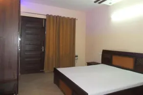 Stay Royal Bed & Breakfast - Image 4