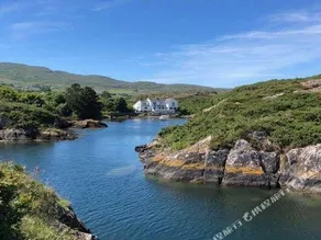 The Heron’s Cove - Image 4