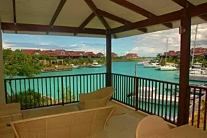 Citronelle Luxury 3 Bedroom Apartment - Image 4