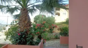 Angelina's houses in Helmata - Image 3