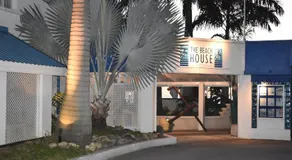 Flamboyant Beach House - Image 5