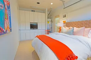 Country Beach Cottage - Image 2