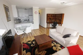 Two Bedroom self-contained family apartment - Image 4