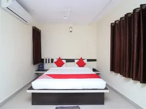 Hotel Yatrik Inn by OYO Rooms - Image 3