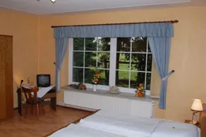 Hotel Heinrichs Gästehof - Image 4