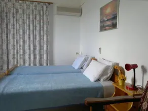 Studios Nikos - Image 4