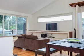 Garden Retreat In Blairgowrie - Image 3