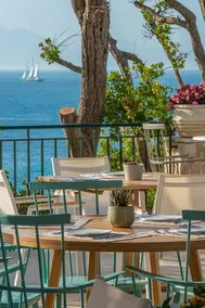 Erietta Luxury Apartments - Image 4