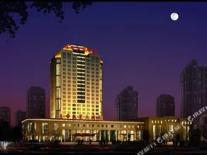 Crown Gloria Hotel - Image 2
