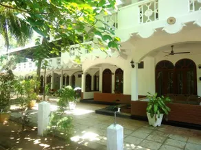 Palm Beach Resort - Image 2