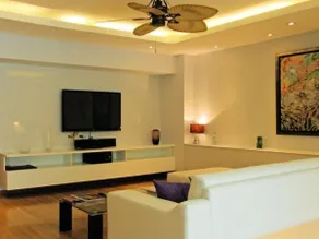 Executive Suite At Emerald Palace - Image 2
