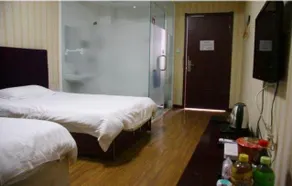 Star Light Inn - Image 5