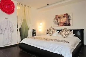 VILLA V SUITES CULINARY RESORT - Image 5
