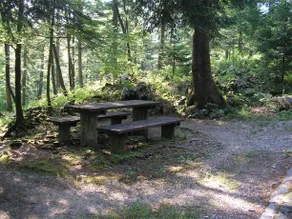 Turisticno Naselje Pivka Jama - Image 4