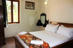 Fabexpress Barday's Inn - Image 3