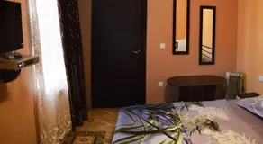 Meduza Hotel - Image 2