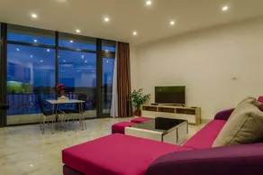 Louis 25 Apartment - Image 4