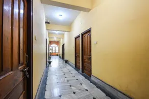 Hotel Rajamahal by OYO Rooms - Image 4