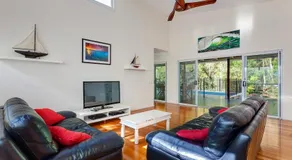Sandyfeet House - Image 2