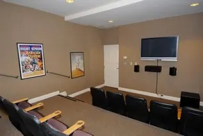 OAKWOOD CORONADO - Image 3