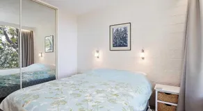3 'Far Horizons' 77 Ronald Avenue - cosy comfortable unit with filtered views - Image 3