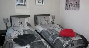 Kirkcaldy High St Apt - Image 4