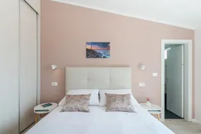 Retro Rooms - Image 4