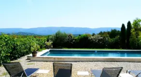 Mas Provencal climatise avec Piscine Privee et Securisee, situe en campagne de Gordes au cœur du Lub - Image 3