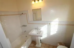 West Holywood 3 Bedroom With Pool - Image 5