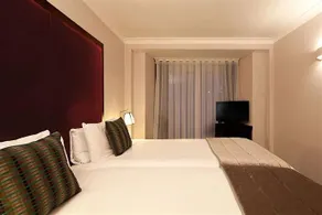 Tiber Hotel - Image 2
