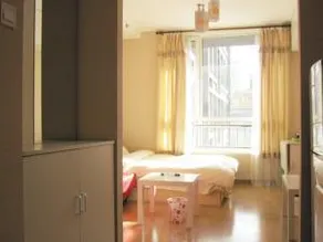 Beijing Love Home Hotel Apartment - Image 3