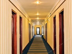 Hefei NUBC Business Hotel - Image 4