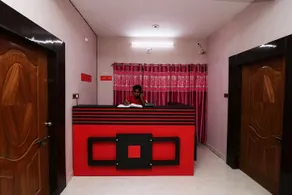 Krisha Palace by OYO Rooms - Image 1