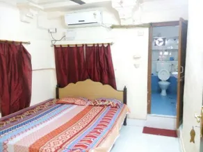 Hotel Shri Giriraj Palace - Image 5