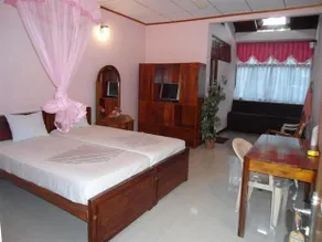 Sithmini Hotel - Image 2