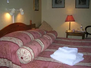 Broadlands Guest House - Image 5