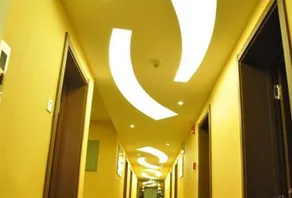 Dalian Seasons Urban Theme Hotel - Image 5