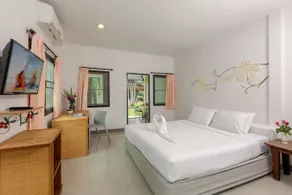 Wind Field Resort Pattaya - Image 5