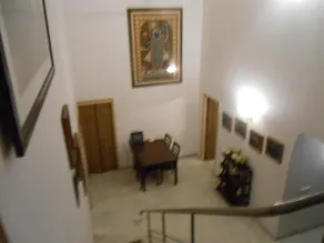 Trendy Bed & Breakfast - GK - Image 5