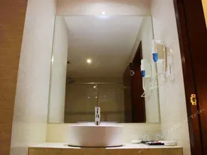 OCEAN CITY HOTEL - Image 5