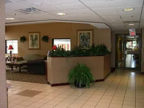 SureStay Plus Hotel by Best Western Norman - Image 5