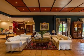 Rocabella Hellinikon Country Hotel - Image 2