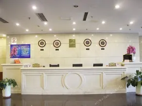 Sunshine Hotel - Image 4