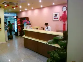Home Inn (Hangzhou West Lake Yanan Road Longxiang Metro Station) - Image 3