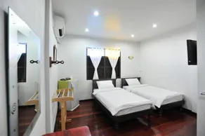 Huan Esan Place - Image 5